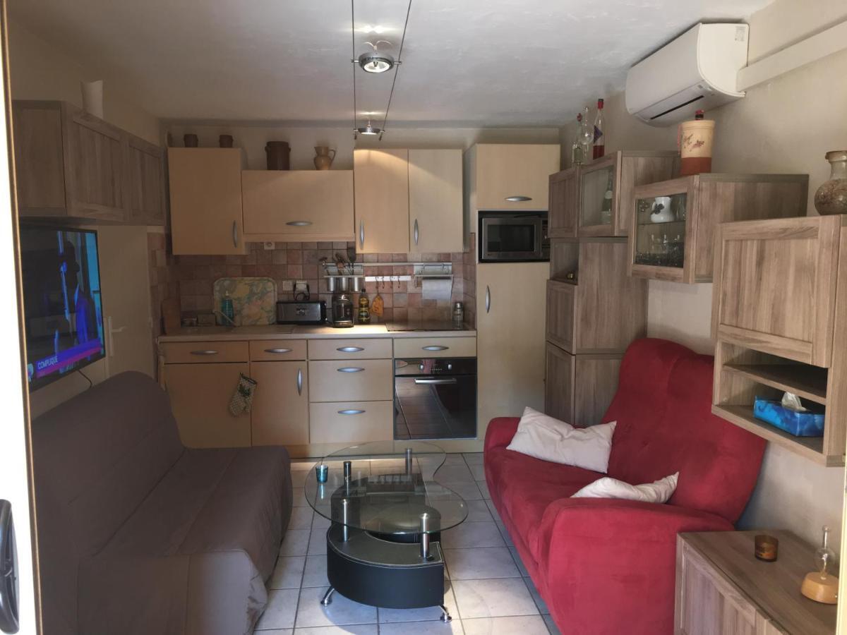 Cavalaire Sea View Cottage: Equipped for 4 with Pool, A/C, Wi-Fi & Bikes Exterior photo